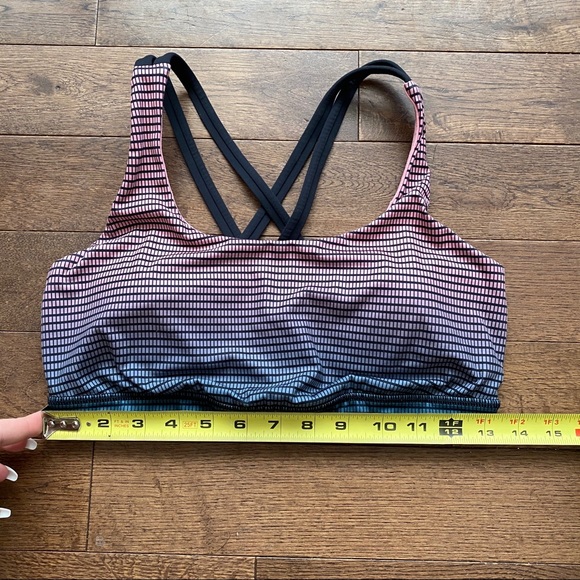 ✨Rare✨ Lululemon Energy Sports Bra - Picture 9 of 11